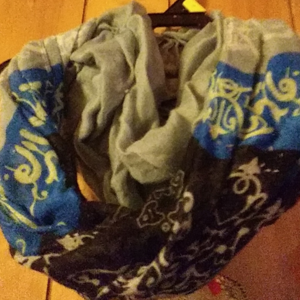 Scarf